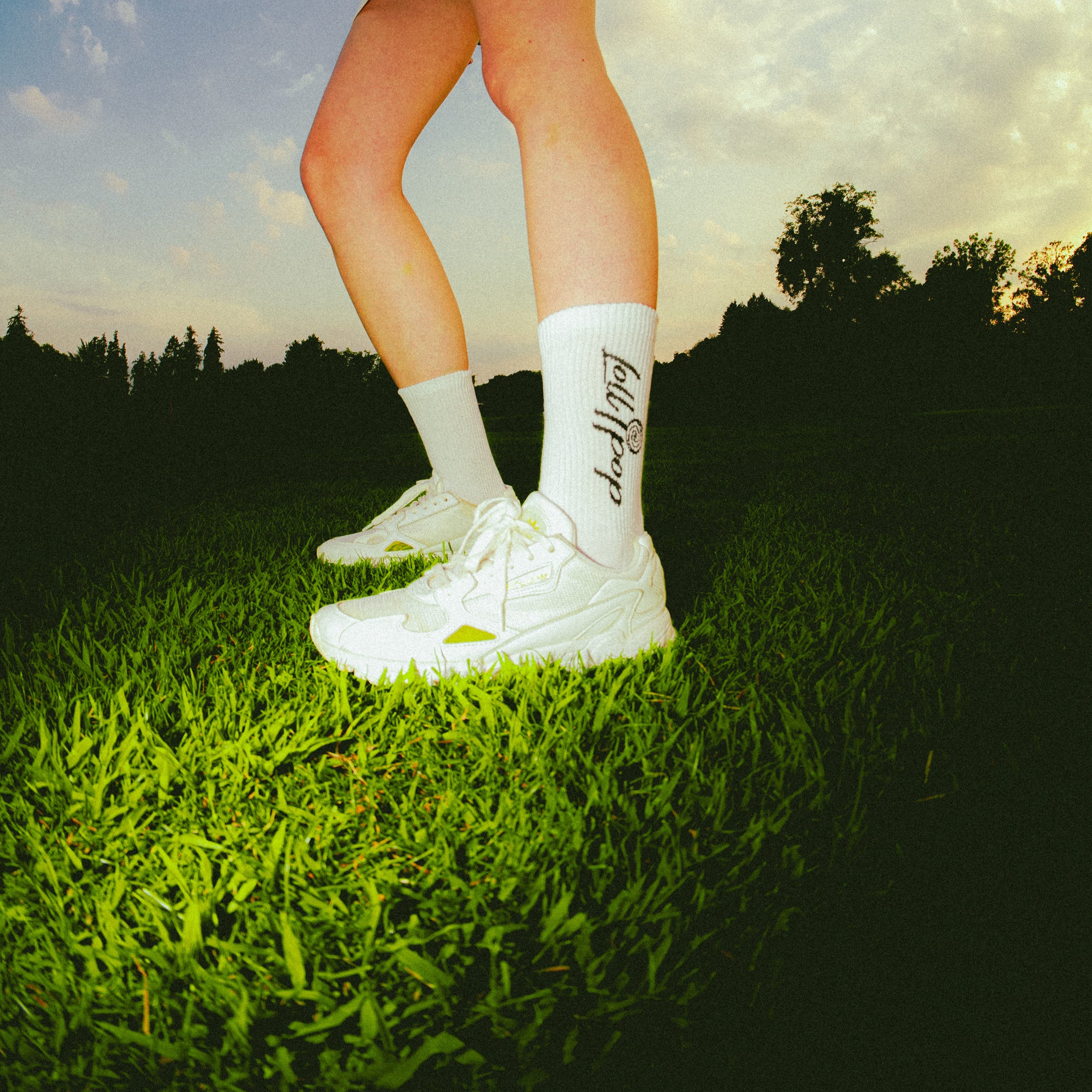 LOGO SOCKS - WHITE